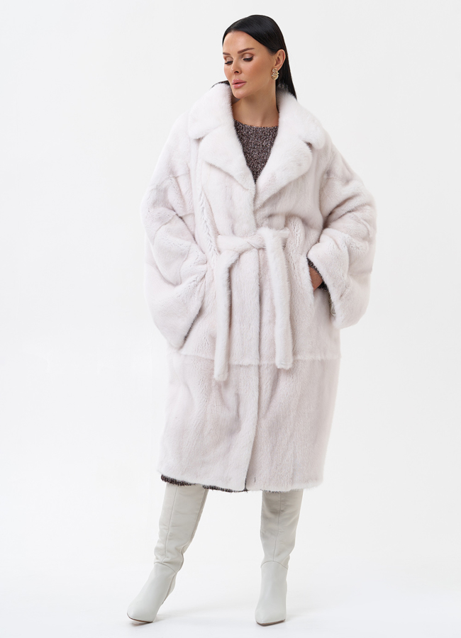 Белая норковая шуба модель № 29167 меха малина