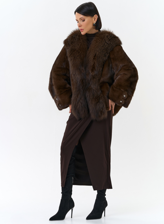 Шуба из норки с отделкой из меха чернобурки