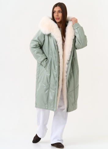 Женский пуховик из эко кожи с отделкой из эко меха Женский пуховик из эко кожи с отделкой из эко меха