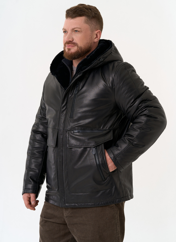 Куртка из натуральной кожи с капюшоном