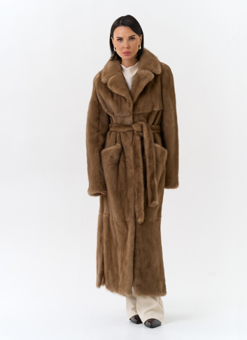 Длинная шуба из меха норки с английским воротником