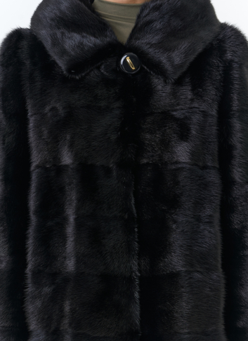 Шуба из норки с капюшоном черного цвета Шуба из норки с капюшоном черного цвета