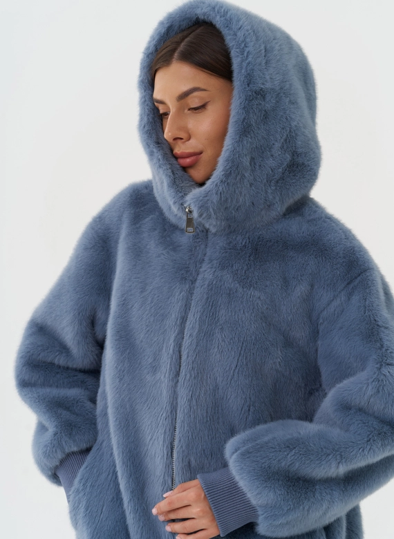 Шуба из эко меха с капюшоном
