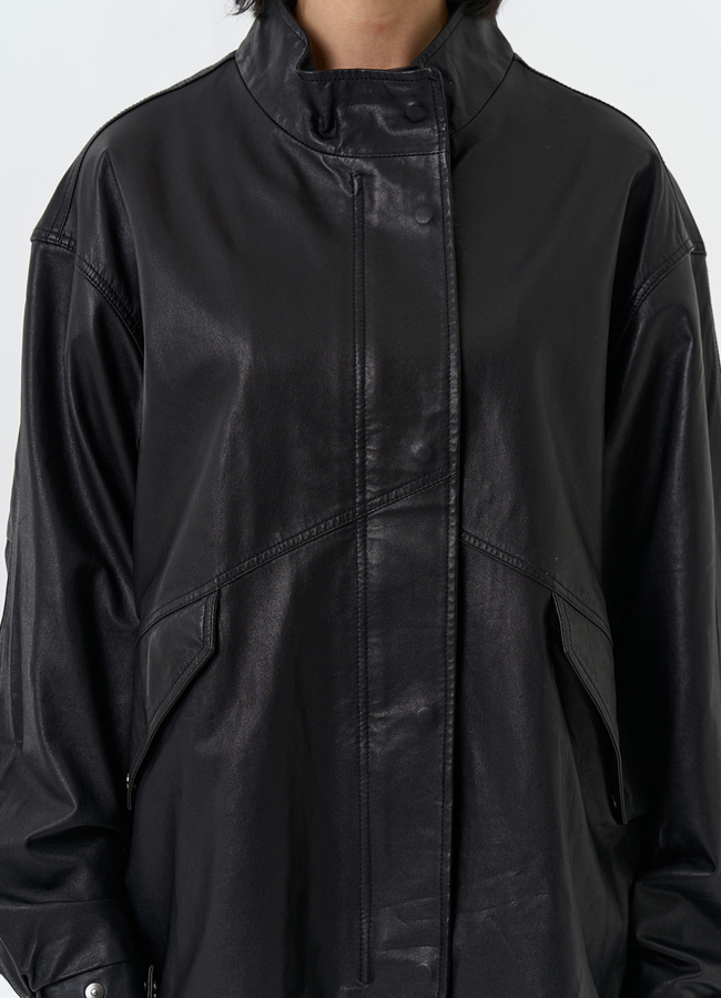 Женская куртка из натуральной кожи  модель № 32531 универмаг малина