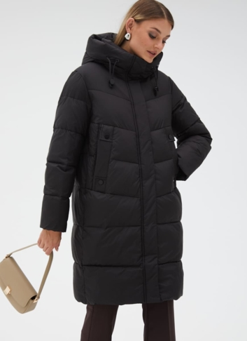 Женский пуховик с капюшоном