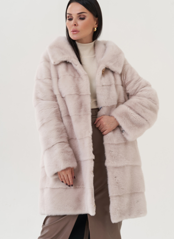 Шуба из норки с капюшоном Шуба из норки с капюшоном