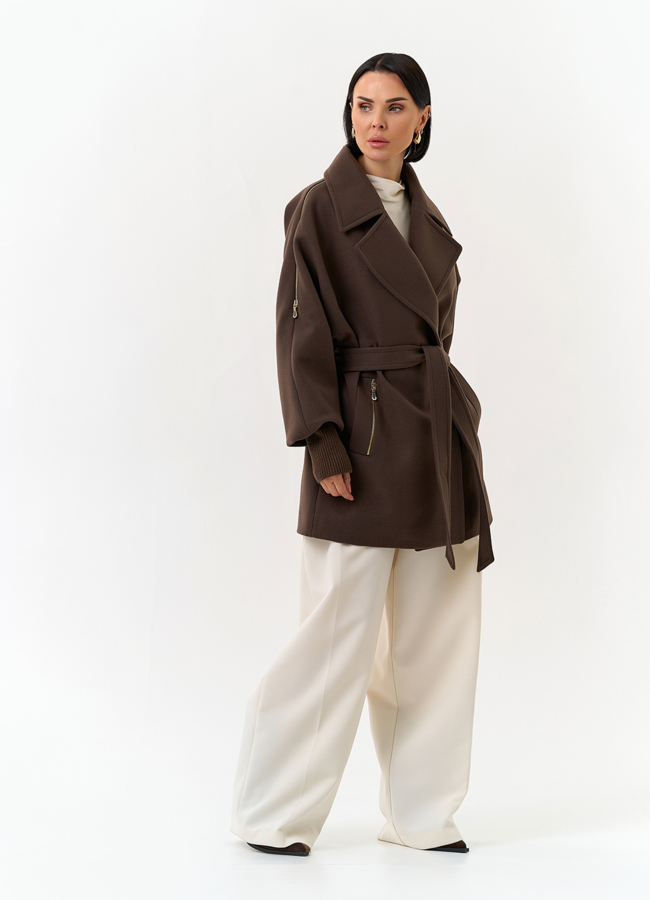 Женское укороченное пальто с декоративными молниями модель № 32804 в рассрочку