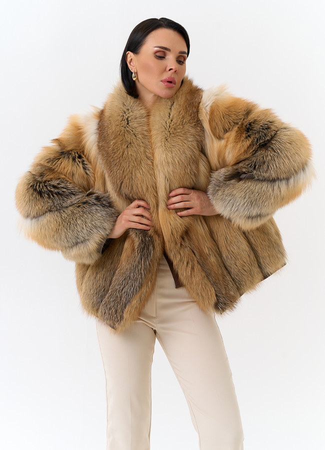 Укороченная шуба из меха рыжей лисы модель № 32501 в кредит