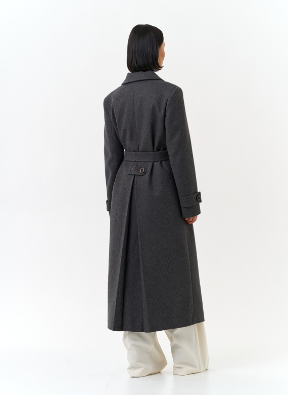 Женское длинное пальто с поясом