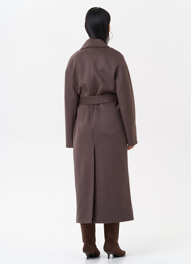 Длинное двубортное пальто с английским воротником модель № 29547 универмаг малина