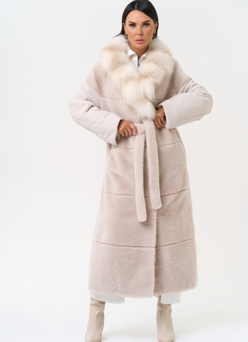 Комбинированное женское пальто из меха овчины с поясом