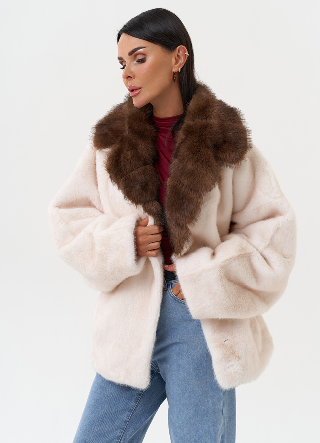 Женская куртка из эко меха модель № 31250 универмаг малина