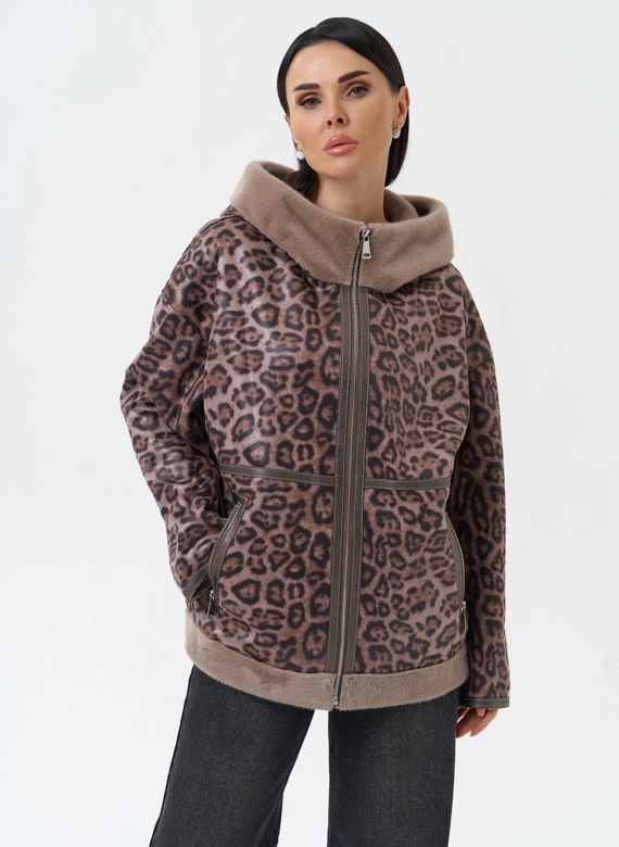 Женская дубленка из эко замши с капюшоном