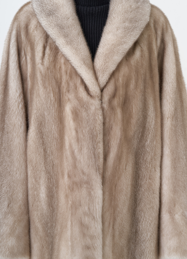 Норковая шуба с воротником модель № 29172 в кредит