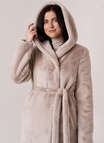 Двусторонняя шуба с капюшоном